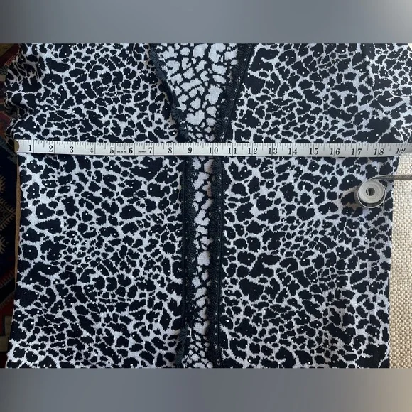 Vintage St. John Evening by Marie Gray leopard print knit cardigan and skirt - Picture 7 of 12